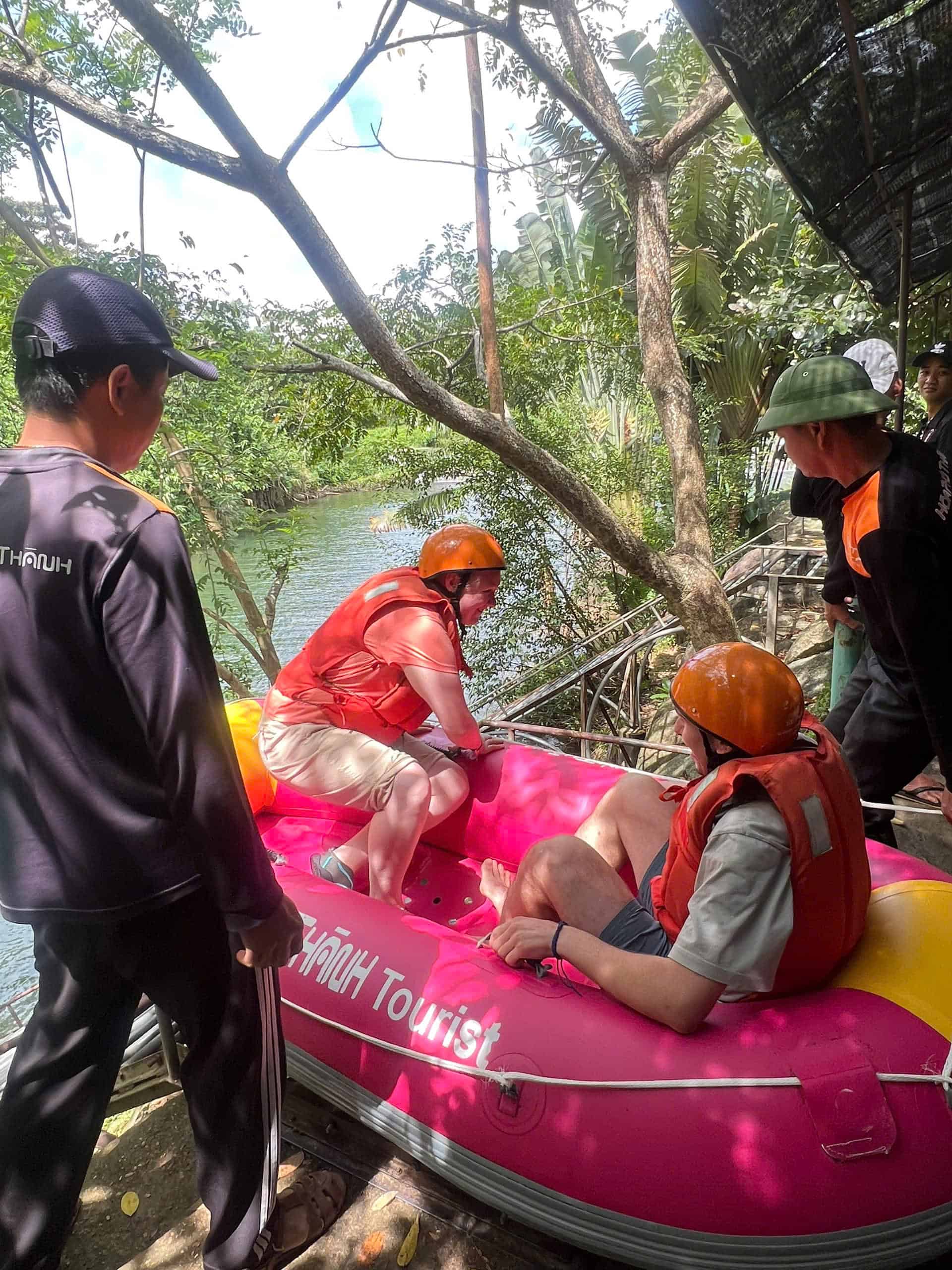 hoa-phu-thanh-rafting-da-nang (12)