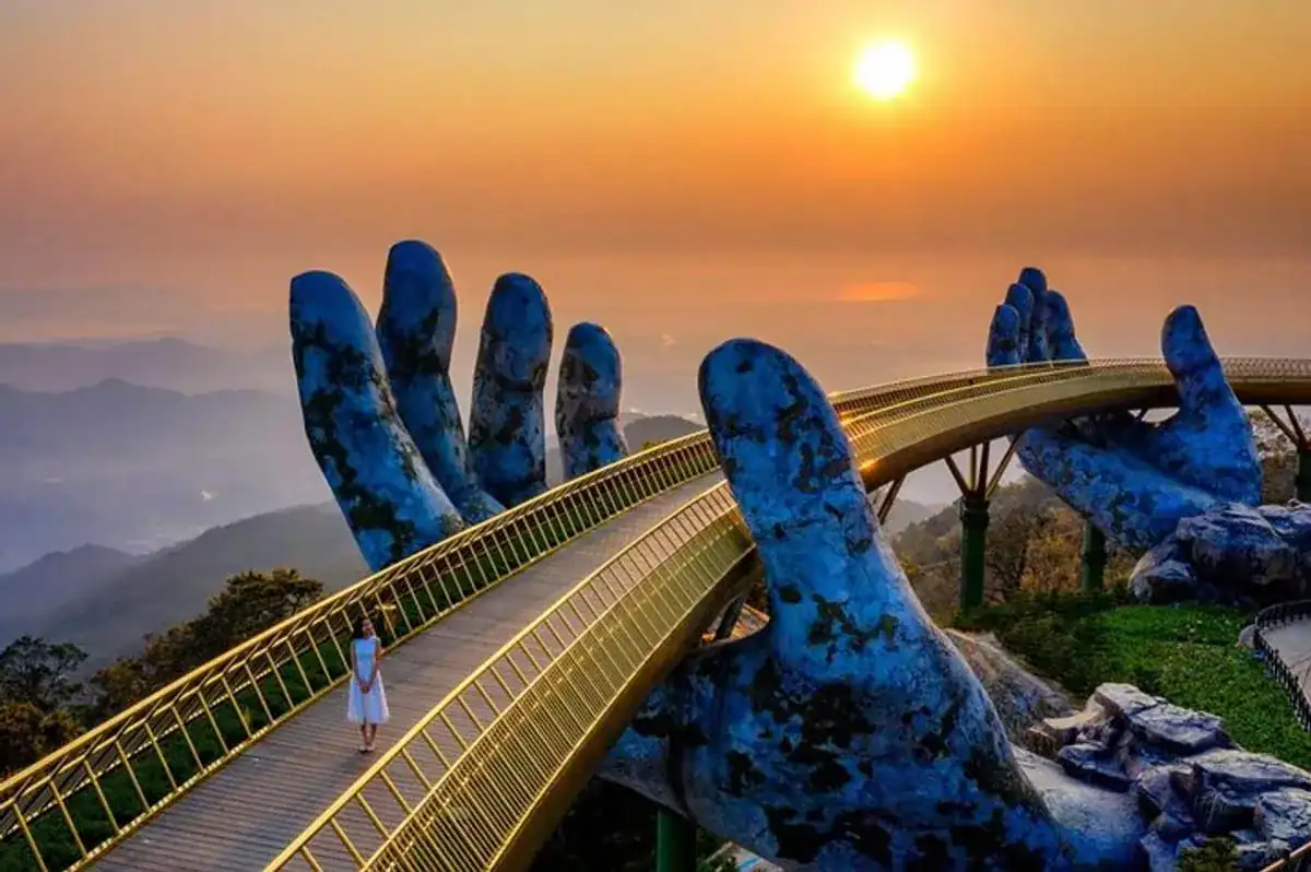 ba-na-hills-day-trip-golden-bridge-joining-group-tour