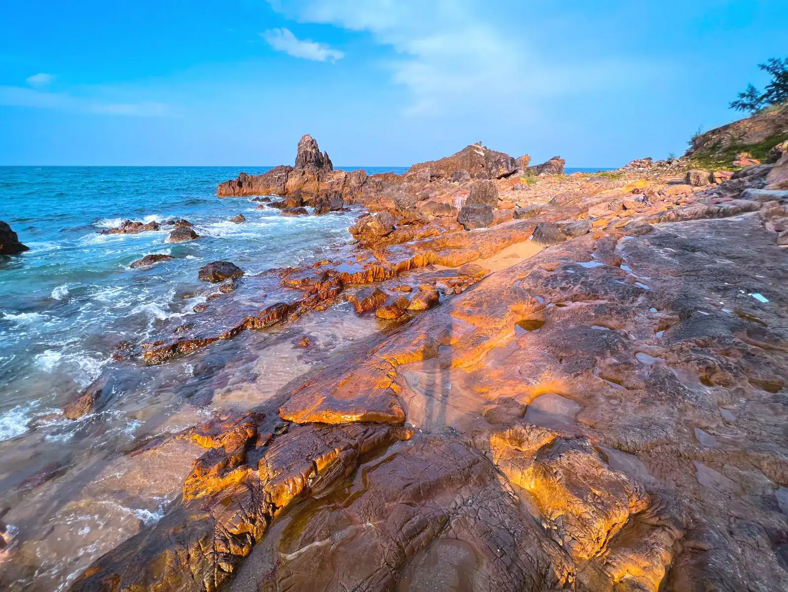 bien-da-nhay-quang-binh